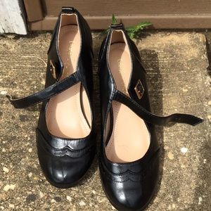 Chase + Chloe wingtip Black Mary Janes